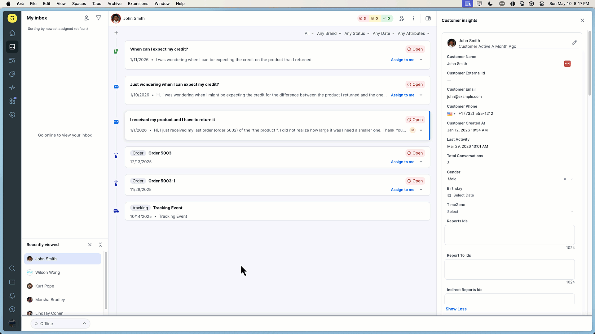 Animated demo: Sidekick widget in Kustomer with customer insights, search customers field, pinned section, and timeline context.